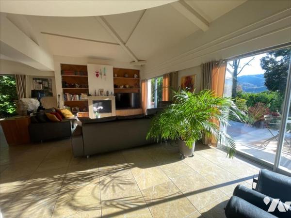 Maison familiale de 200 m² sur 12 976 m²