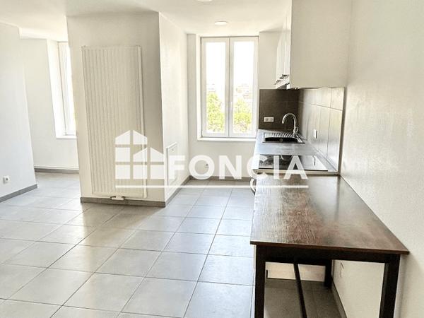 Location Appartement 7 pièces 203.45 m² - 3 RUE DE L'ABBE CHATELAIN Montigny Les Metz 57950
