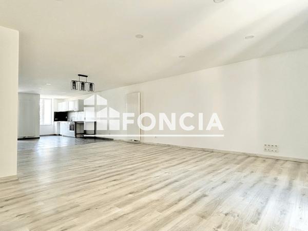 Location Appartement 7 pièces 203.45 m² - 3 RUE DE L'ABBE CHATELAIN Montigny Les Metz 57950