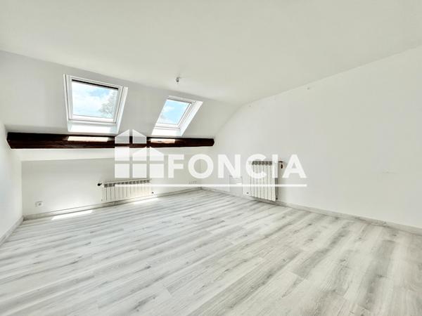 Location Appartement 7 pièces 203.45 m² - 3 RUE DE L'ABBE CHATELAIN Montigny Les Metz 57950