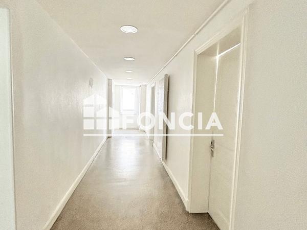 Location Appartement 7 pièces 203.45 m² - 3 RUE DE L'ABBE CHATELAIN Montigny Les Metz 57950