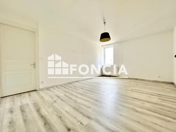 Location Appartement 7 pièces 203.45 m² - 3 RUE DE L'ABBE CHATELAIN Montigny Les Metz 57950