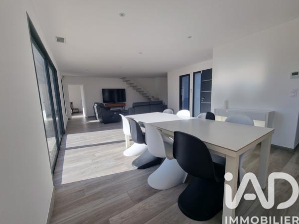 Maison à vendre 4 pièces 175 m² Bessan