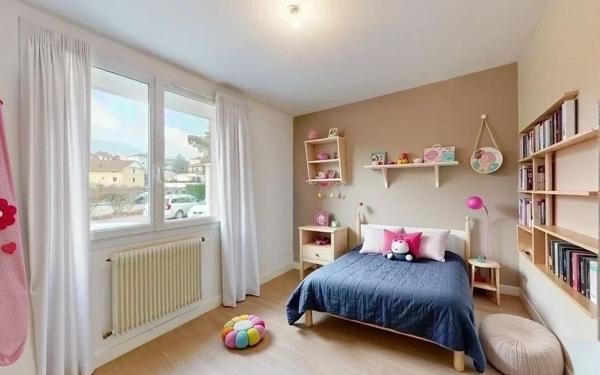 Appartement à vendre    4 pièces • 66,54 m2 Annecy