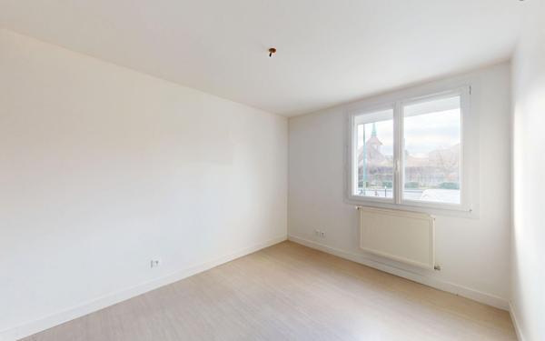 Appartement à vendre    4 pièces • 66,54 m2 Annecy