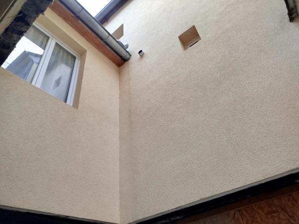 Territoire de Belfort (90) - A vendre Appartement de 78,50 m² en plateau viabilisé à aménager - Terrasse - Delle centre