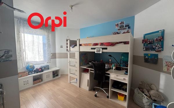 Maison à vendre    5 pièces •  Saint-Agnant