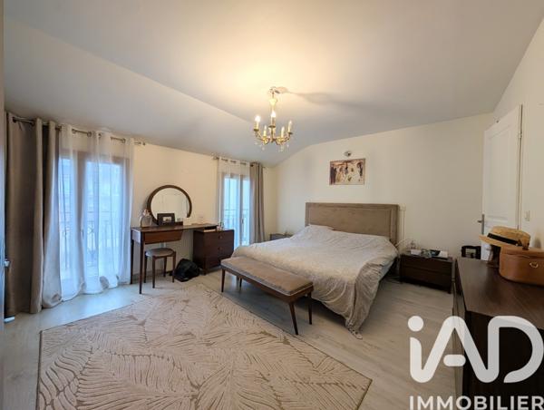 Maison à vendre 7 pièces 329 m² Fontenay-sous-Bois