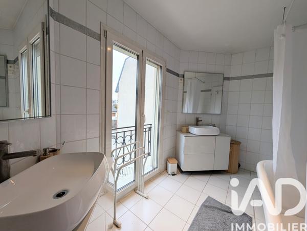 Maison à vendre 7 pièces 329 m² Fontenay-sous-Bois