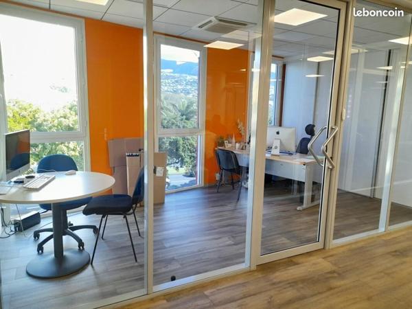 Ensemble de bureaux - 357m2 - Saint Denis - Technopôle