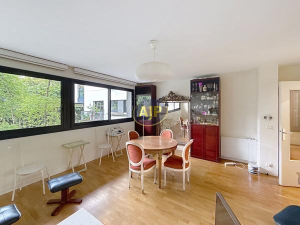 Vente appartement Paris 15eme : 956 800 € - AJP Delon Immobilier Grenelle