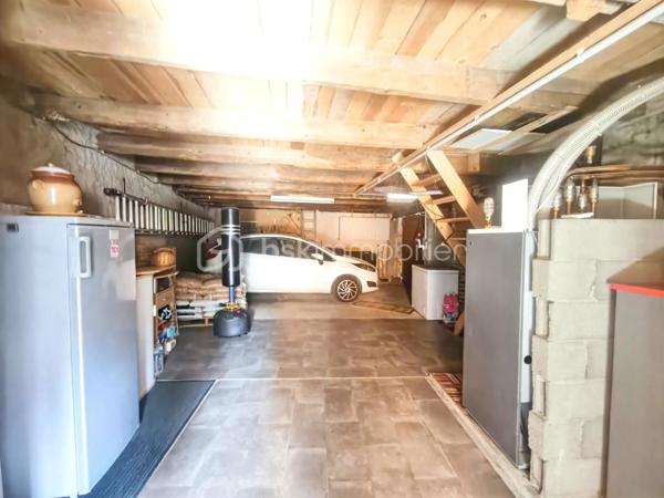 Maison en pierre de 198 m²