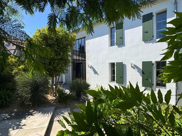 Maison La Flotte 4 pièce(s) 131 m2