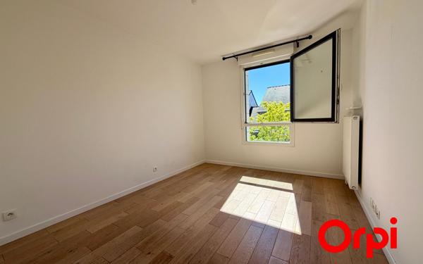 Appartement à vendre    4 pièces •  Montigny-le-Bretonneux