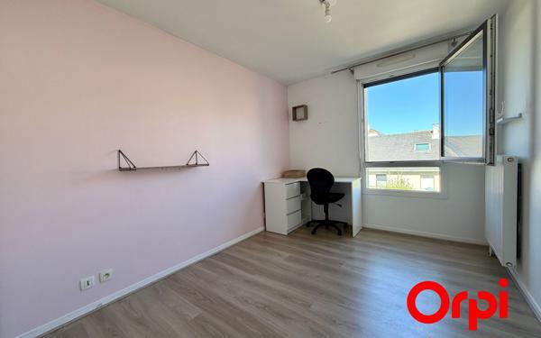 Appartement à vendre    4 pièces •  Montigny-le-Bretonneux
