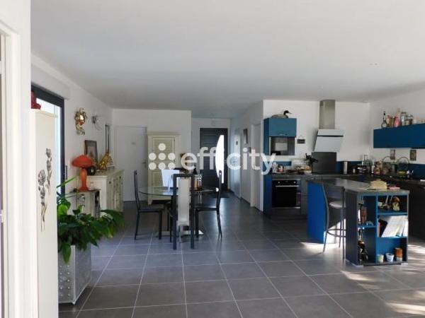 Maison 5 pièces - 102 m² Exclusivité efficity