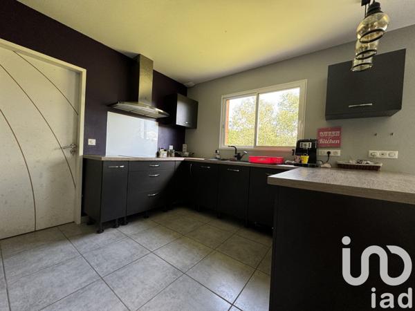 Maison 5 pièces de 116 m² à Hourtin (33990)