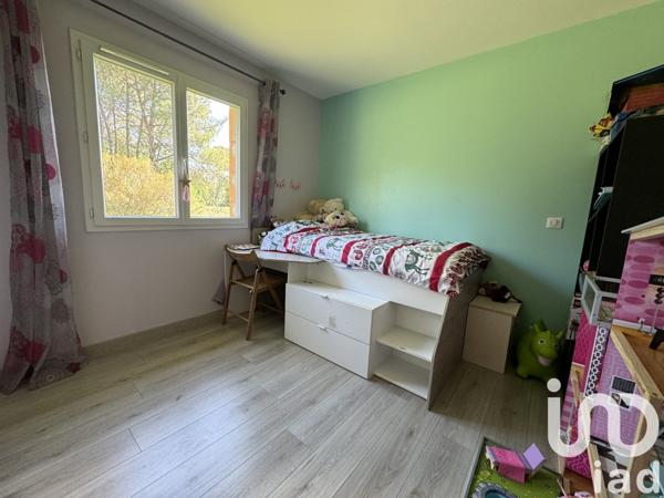 Maison 5 pièces de 116 m² à Hourtin (33990)