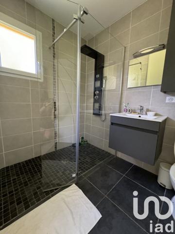 Maison 5 pièces de 116 m² à Hourtin (33990)