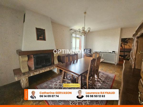 Maison à vendre 4 chambres- 2 garages- terrain 767 m2- LA ROCHE BLANCHE (63670)