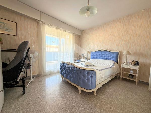 DERNIER ÉTAGE 4 PIECES  2 TERRASSES GARAGE  LE  BEAL CAGNES SUR MER