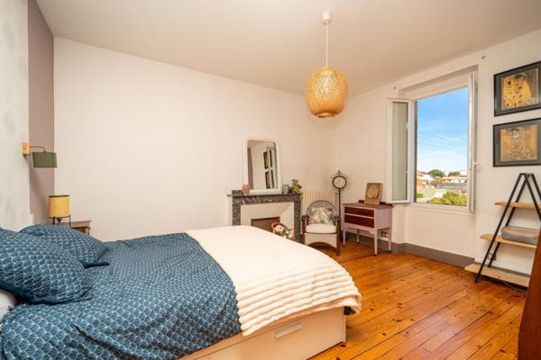 Maison 30’s rénovée, jardin en ville