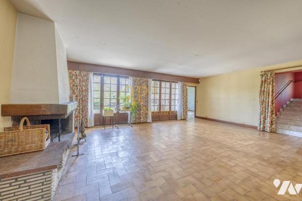 GAGNY (Seine-Saint-Denis) - Maison T7