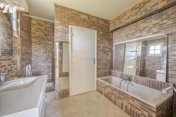 GAGNY (Seine-Saint-Denis) - Maison T7