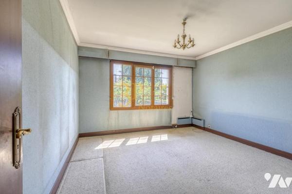 GAGNY (Seine-Saint-Denis) - Maison T7