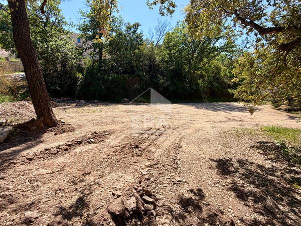 A vendre - Terrain Vidauban 1300 m2 - Zone UCa