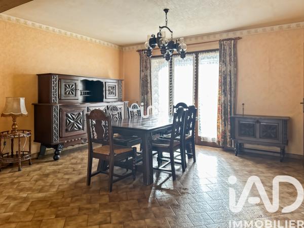 Maison à vendre 6 pièces 157 m² Villeneuve-sur-Yonne