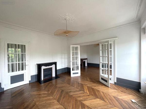 Appartement ancien à louer à Chalon-sur-Saône en Saône-et-Loire (71100), ref : 3 rue du Palais de Justice   
centre ville