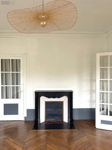 Appartement ancien à louer à Chalon-sur-Saône en Saône-et-Loire (71100), ref : 3 rue du Palais de Justice   
centre ville