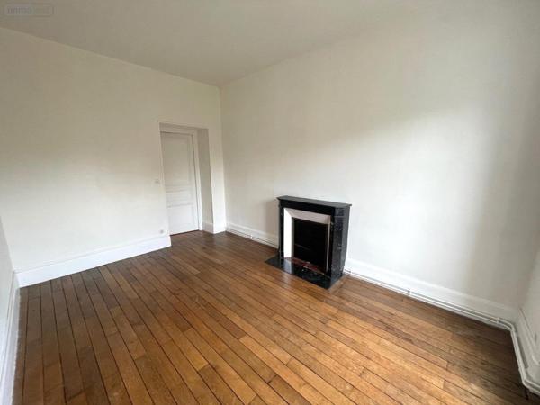 Appartement ancien à louer à Chalon-sur-Saône en Saône-et-Loire (71100), ref : 3 rue du Palais de Justice   
centre ville