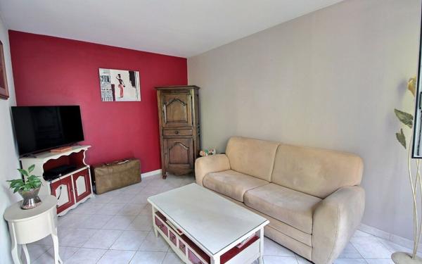 Appartement à vendre    3 pièces • 62 m2 Marseille 11