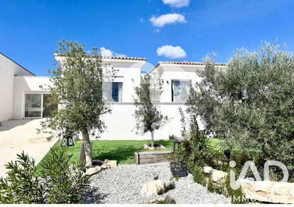 Maison à vendre 5 pièces 118 m² Nîmes