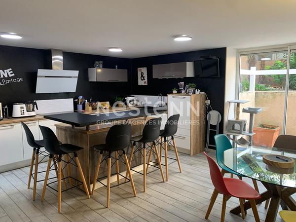 Maison de ville à vendre à Bressuire - 8 pièces, 5 chambres de 163m² habitable