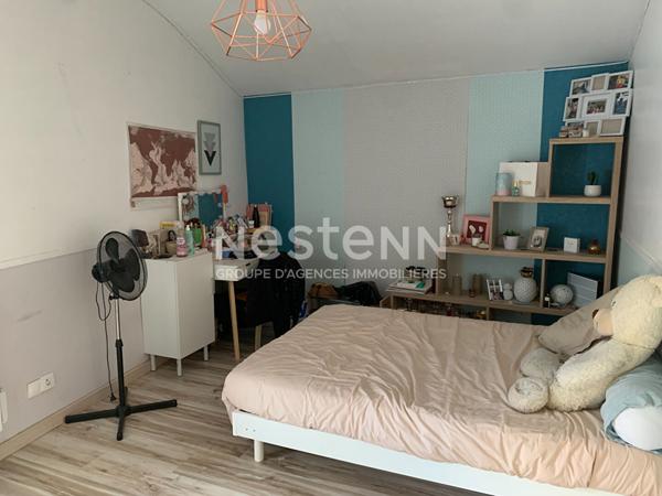 Maison de ville à vendre à Bressuire - 8 pièces, 5 chambres de 163m² habitable