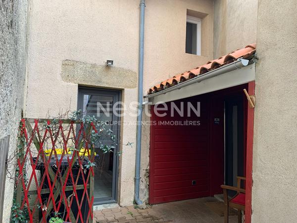 Maison de ville à vendre à Bressuire - 8 pièces, 5 chambres de 163m² habitable