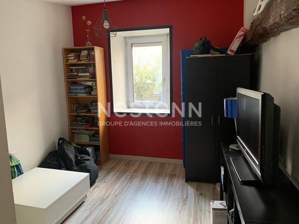 Maison de ville à vendre à Bressuire - 8 pièces, 5 chambres de 163m² habitable