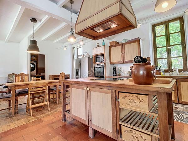 Maison de charme à vendre à Nérac - Un havre de verdure sur 37 000 m²