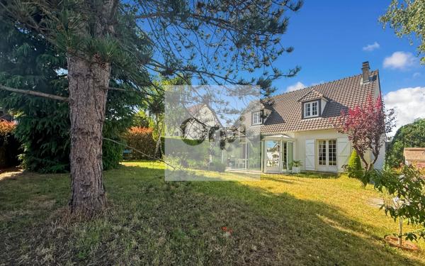 Maison à vendre    7 pièces •  Argenteuil