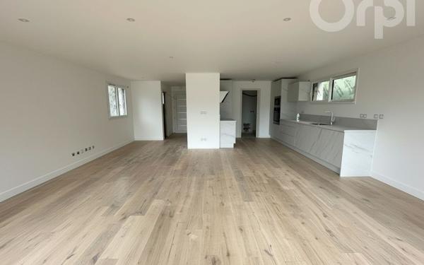 Maison à vendre    4 pièces •  Veigy-Foncenex