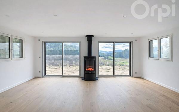 Maison à vendre    4 pièces •  Veigy-Foncenex