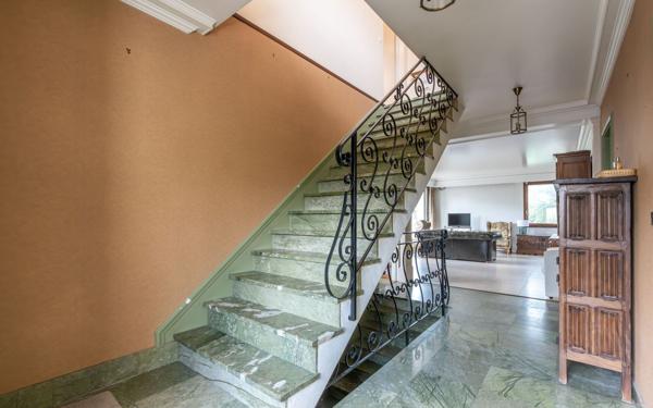 Maison à vendre    5 pièces • 150 m2 Ormesson-sur-Marne