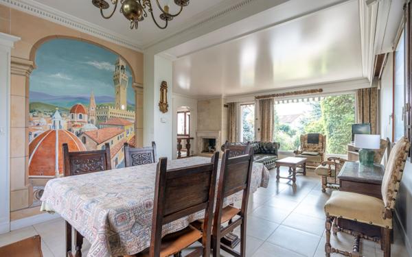 Maison à vendre    5 pièces • 150 m2 Ormesson-sur-Marne