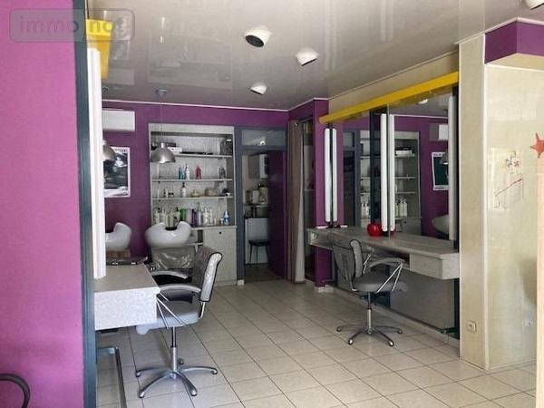 Local commercial à vendre à Grand-Couronne en Seine-Maritime (76530), ref : 76026-1085498