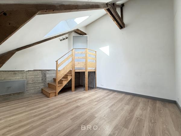 APPARTEMENT « LA TROPÉZIENNE » 78 M² SOUS LES TOITS DE SAINT-PATERN