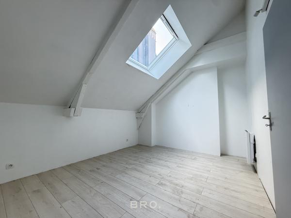 APPARTEMENT « LA TROPÉZIENNE » 78 M² SOUS LES TOITS DE SAINT-PATERN