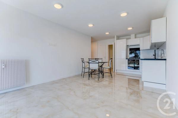 Appartement F3 à vendre  3 pièces - 54,28 m 2   NICE  - 06